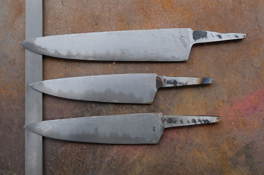 Pogreba Damascus knife