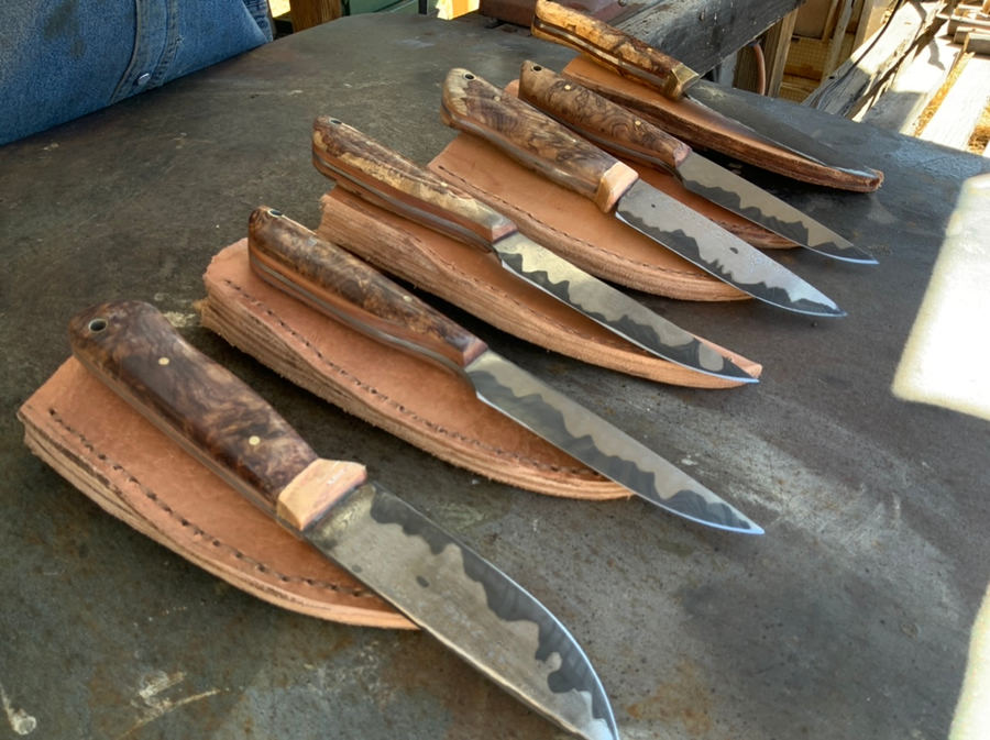 Pogreba Damascus knife