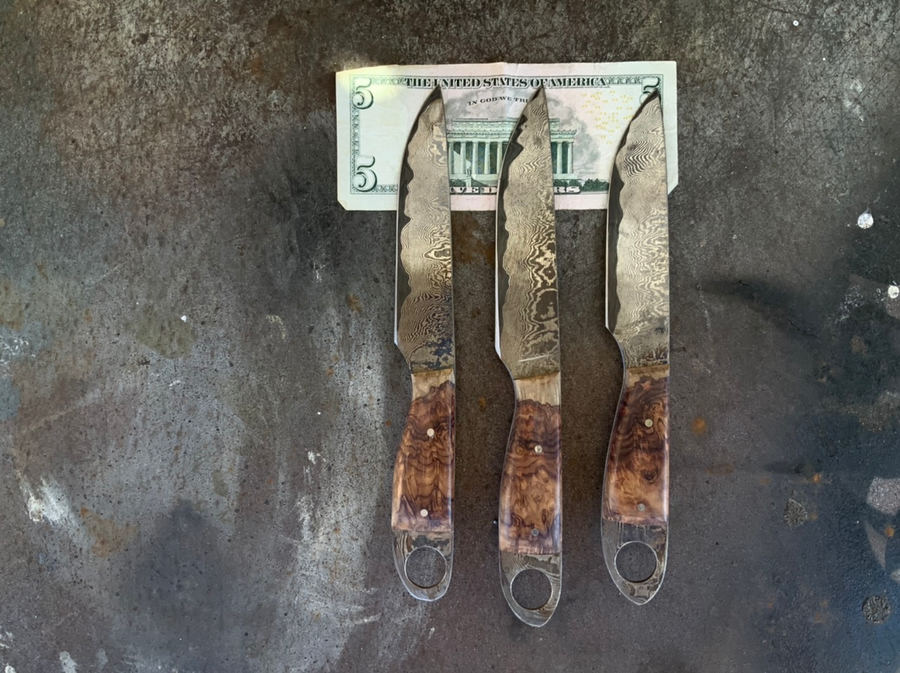 Pogreba Damascus knife
