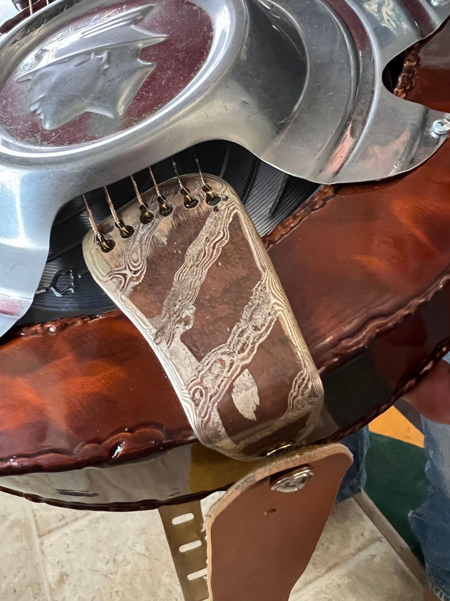 Pogreba guitar