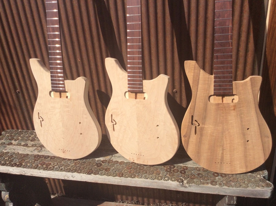 Pogreba guitar